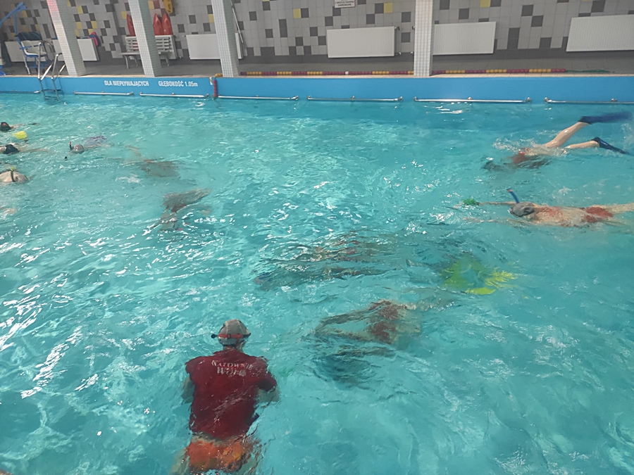 Hokej pod wodą Walenie Siemianowice Śląskie Trening 4 III 2023. Koniec Walenia czyli Amatorska Liga Hokeja Pod Wodą